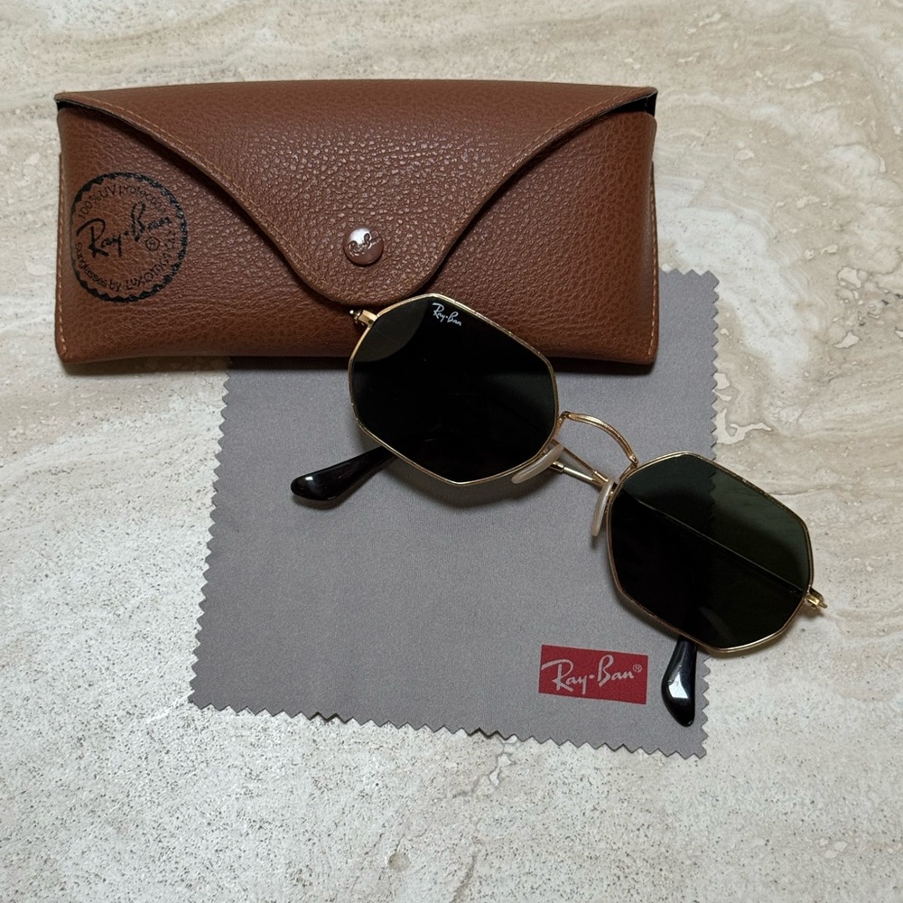 Ray-Ban Gold Octogonal Sunglasses Gold Frame Green Lens with Brown Case